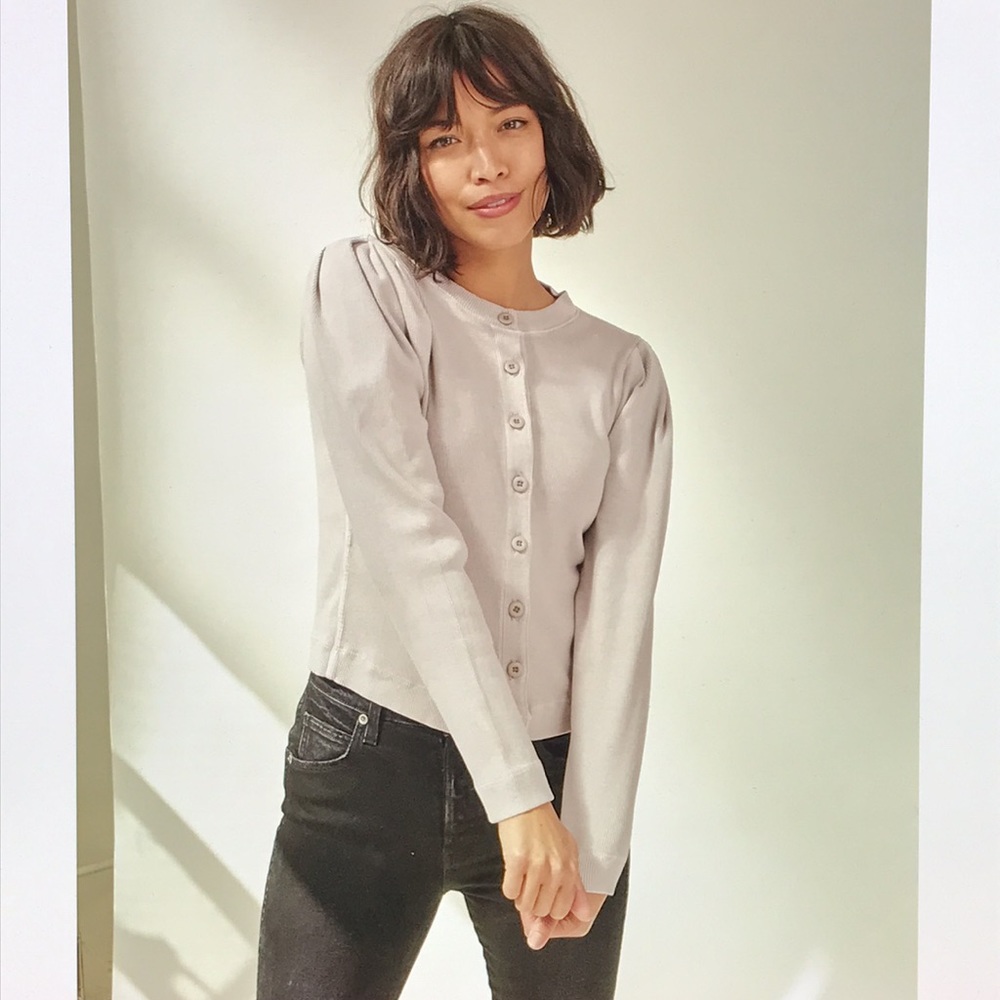 AMO Women's Cardigan - Light Gray - Picture 16 of 16